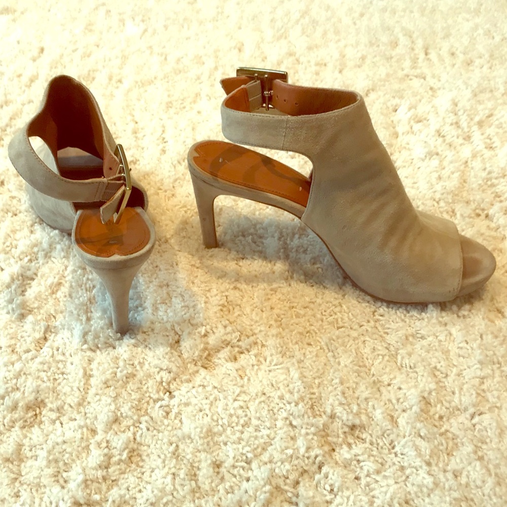 Via Spiga suede bootie